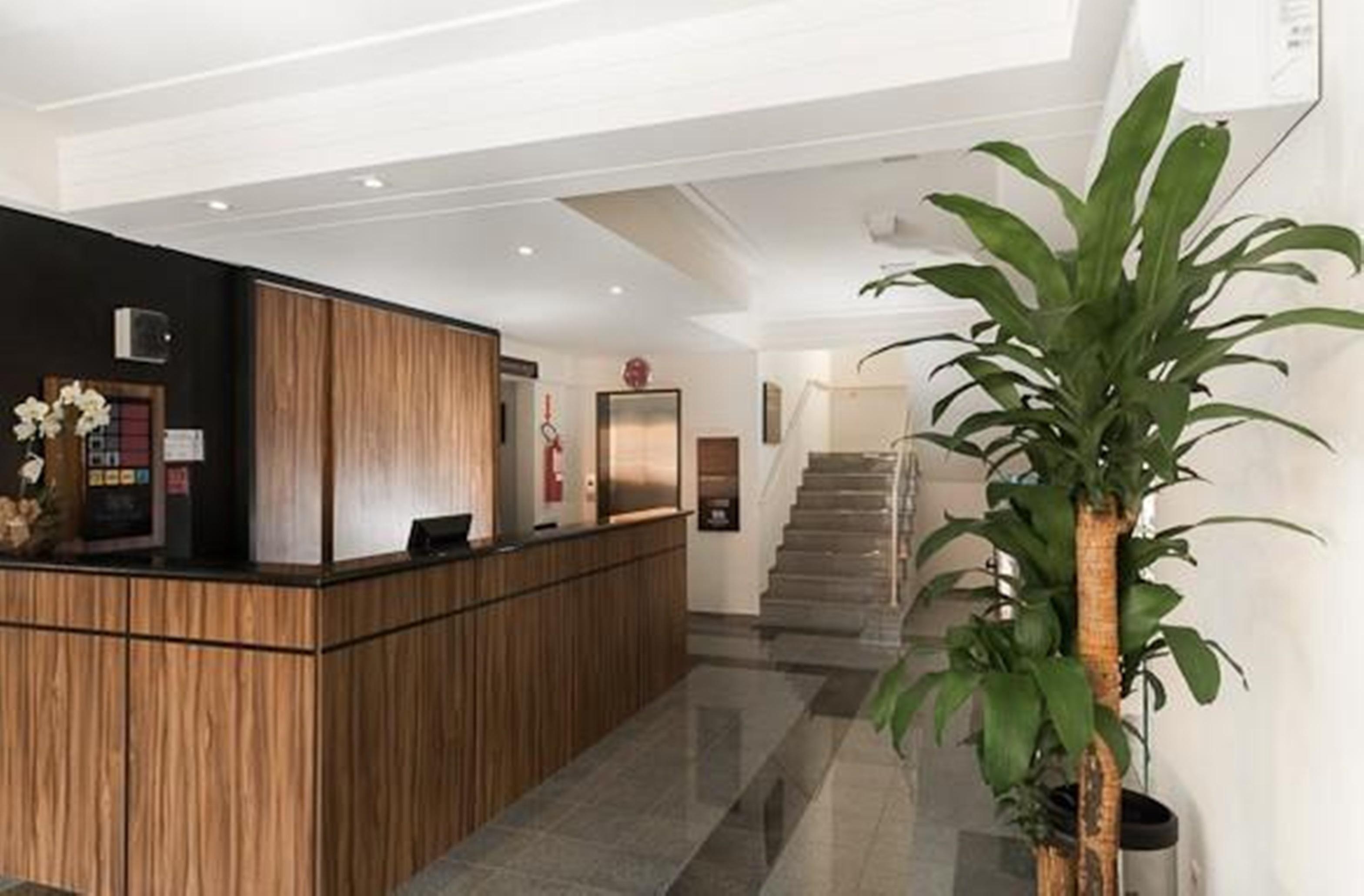 Hotel Dois H Жоїнвіль Екстер'єр фото